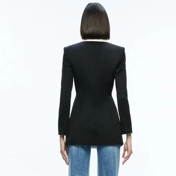 NWT SILVIE FITTED BLAZER Alice + Olivia